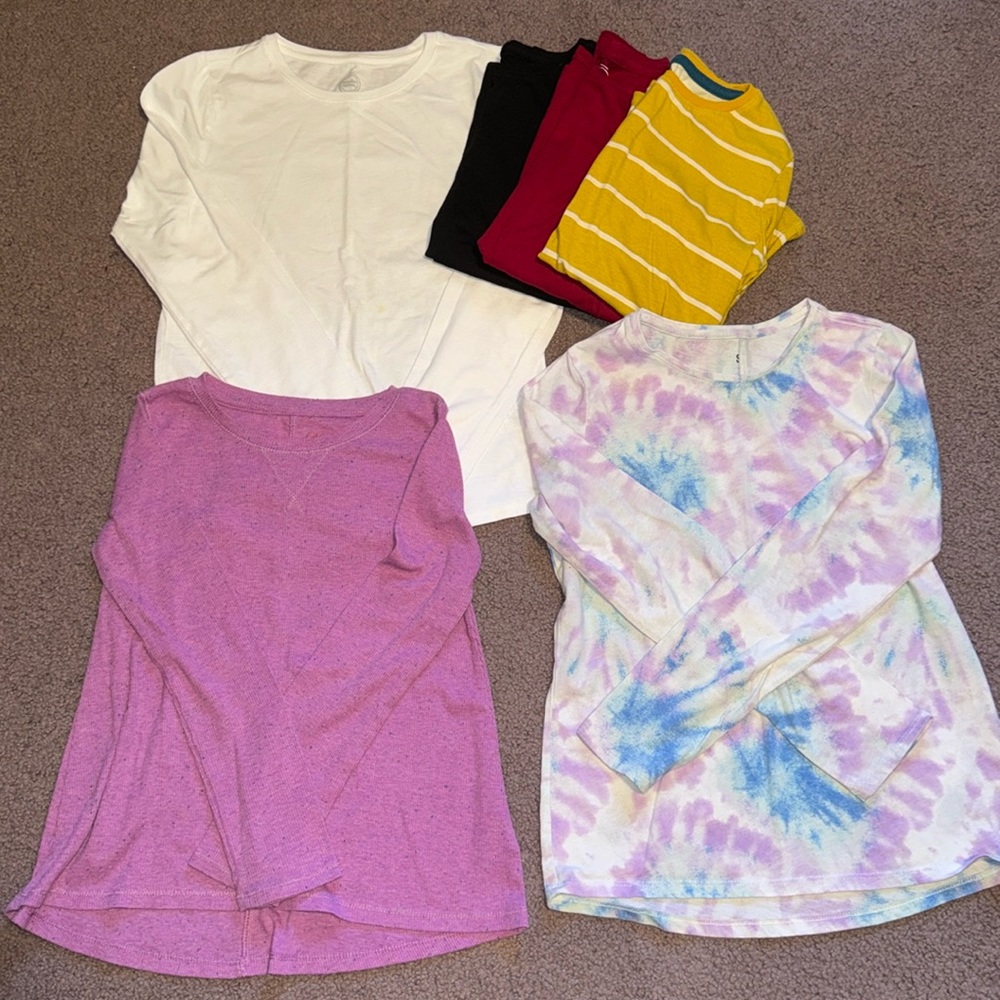 Long sleeve shirt lot size 10/12